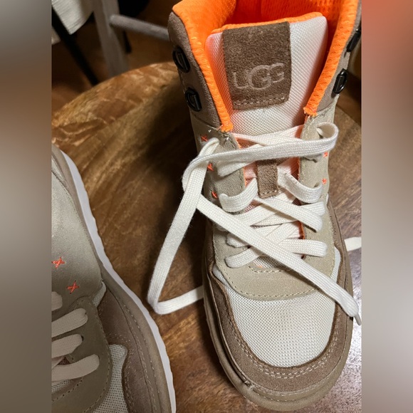 UGG | Shoes | Ugg Highlqnd Hi Heritage Sneakers Boots Cream... - Picture 4 of 6